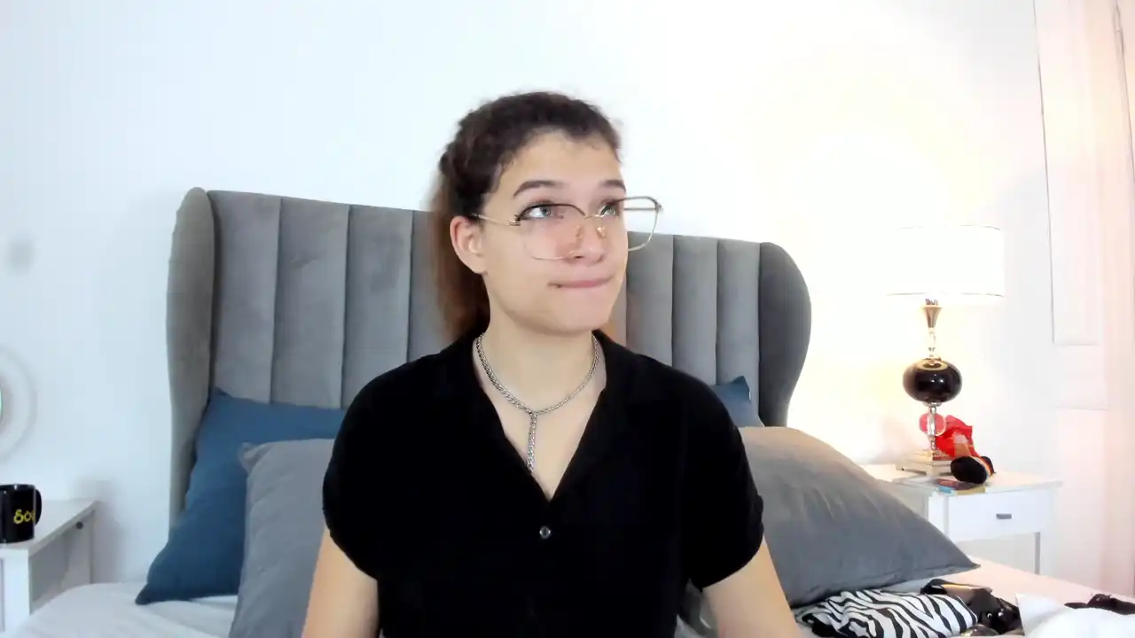 Wendybeckett – Xlovecam Record Video – 2025-12-05 14:26:27