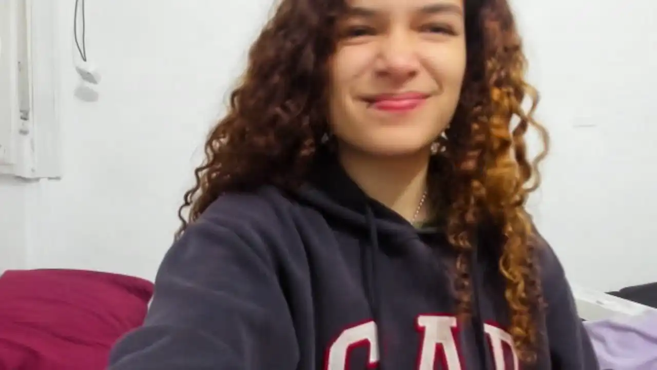 Wendybeckett – Xlovecam Record Video – 2025-06-20 01:49:34