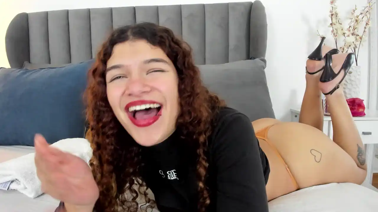 Wendybeckett – Xlovecam Record Video – 2025-01-05 20:26:11