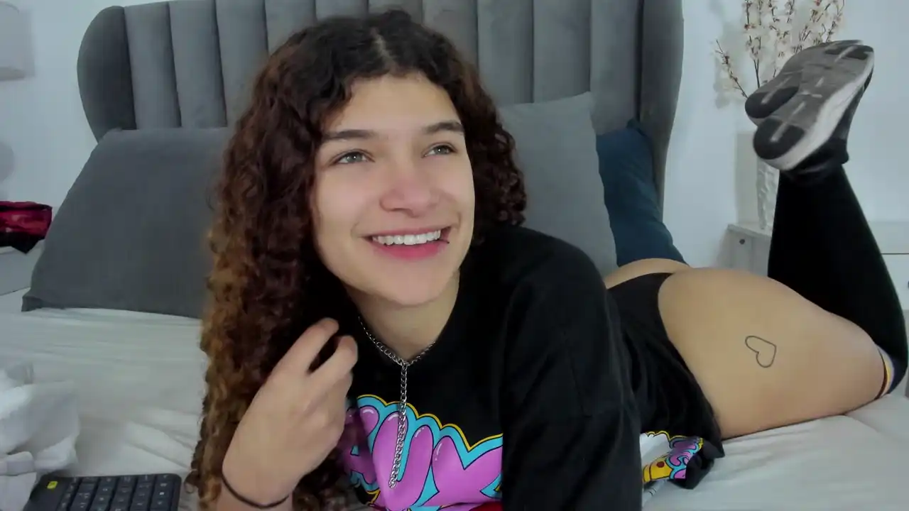 Wendybeckett – Xlovecam Record Video – 2025-03-10 15:42:35