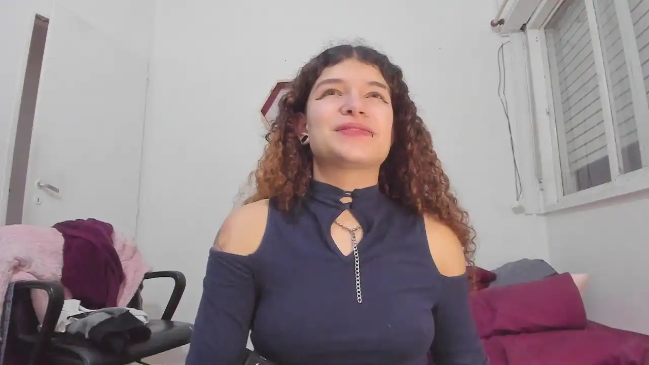 Wendybeckett – Xlovecam Record Video – 2025-02-15 08:21:12