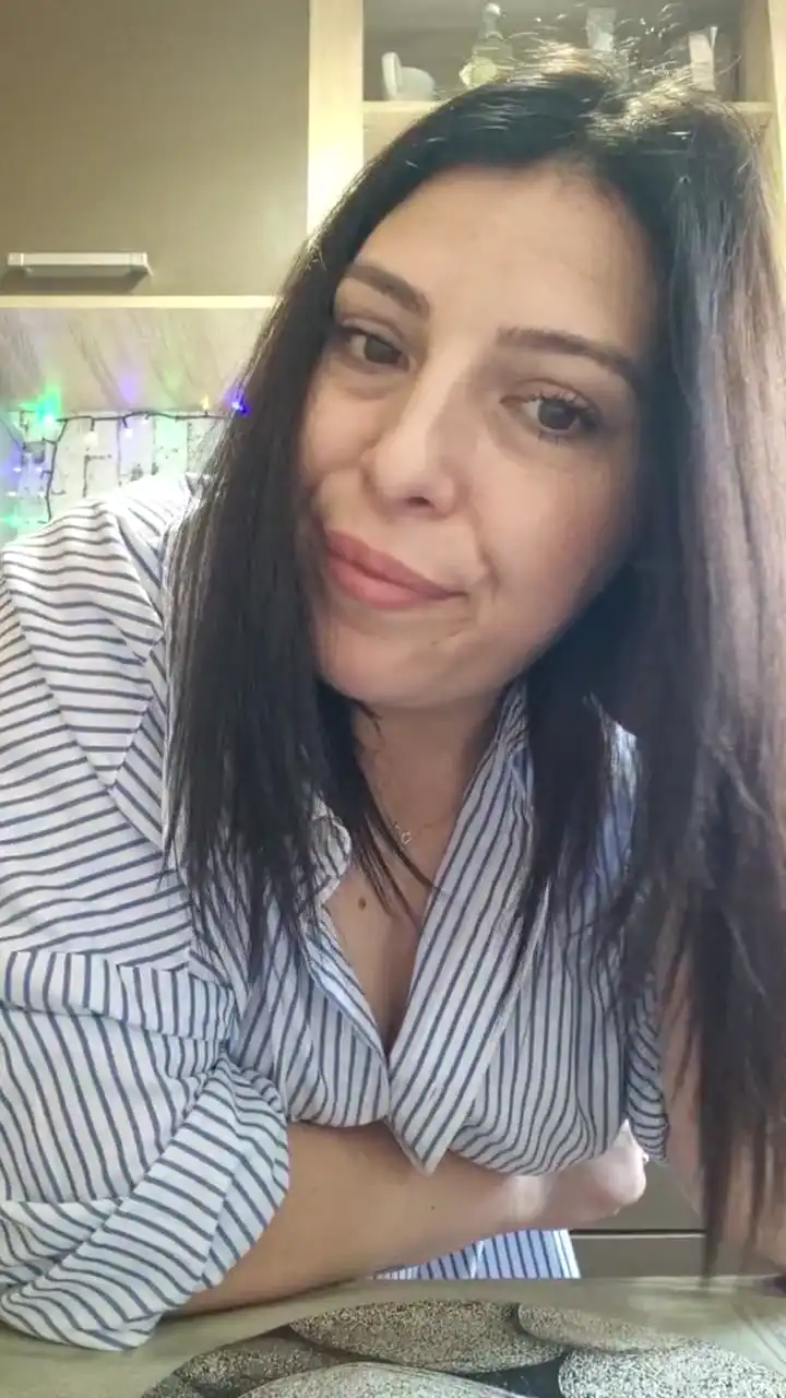 Adina_sexy – Cam4 Record Video – 2026-01-22 17:36:49
