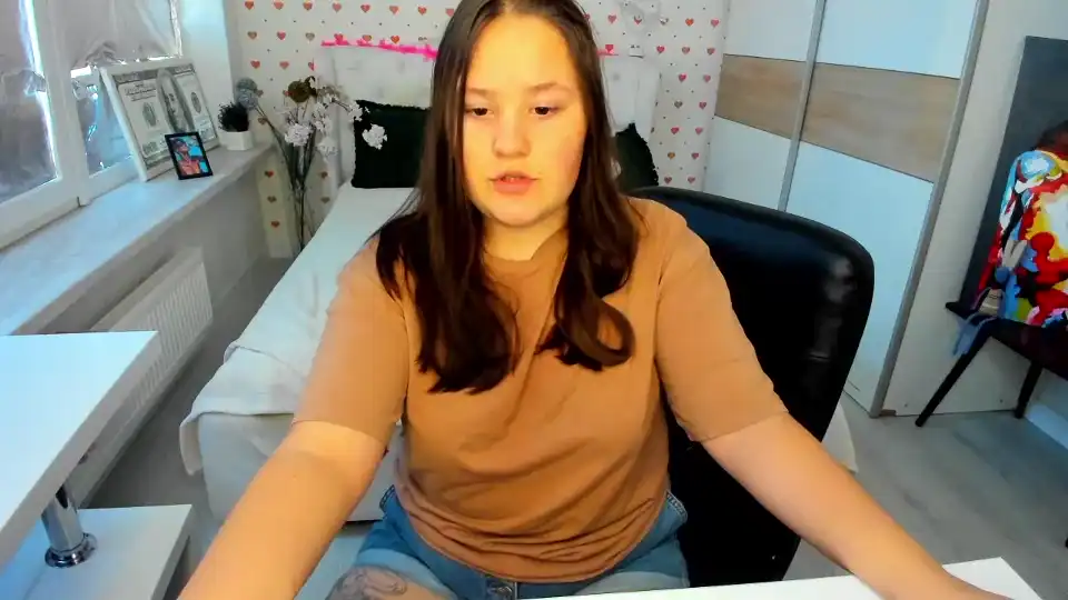 Elina_tracy – Chaturbate Record Video – 2025-04-14 17:15:13