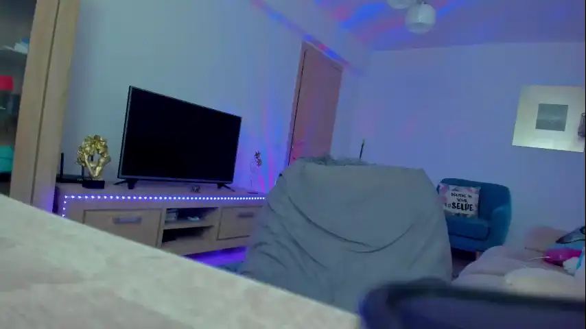 Kylieety – Chaturbate Record Video – 2025-03-09 17:07:05