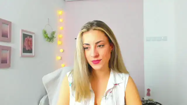 Gia_lopez18 – Myfreecams Record Video – 2025-07-30 10:46:15