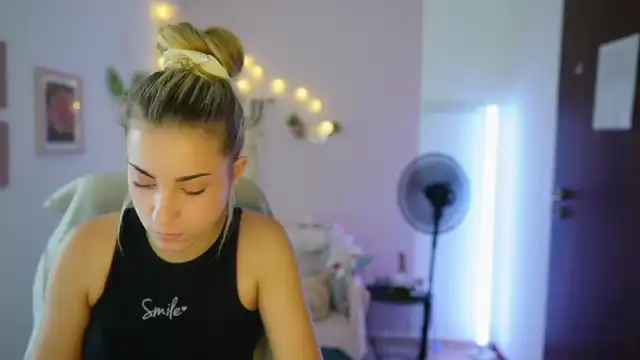 Gia_lopez18 – Myfreecams Record Video – 2025-10-16 04:03:21