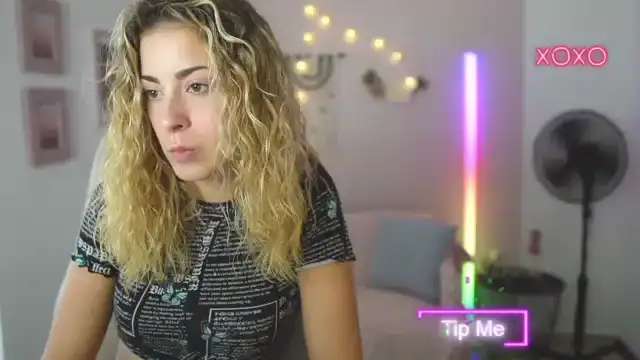 Gia_lopez18 – Myfreecams Record Video – 2025-04-28 06:29:18