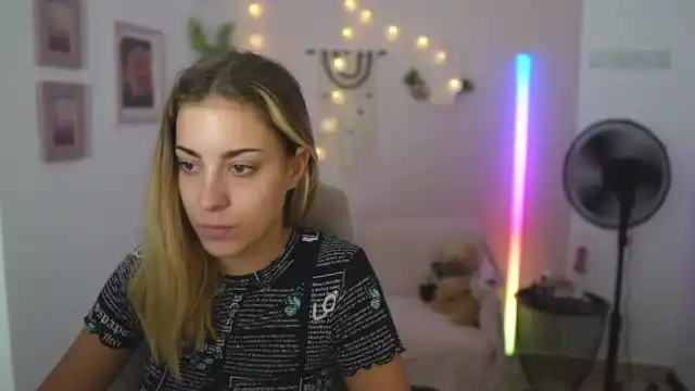 Gia_lopez18 – Myfreecams Record Video – 2025-02-04 06:51:34
