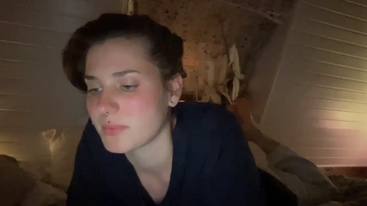 Lenalynn00 – Cam4 Record Video – 2025-02-08 13:03:08