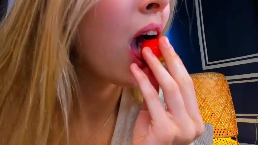 Milablush – Chaturbate Record Video – 2025-12-15 05:27:53
