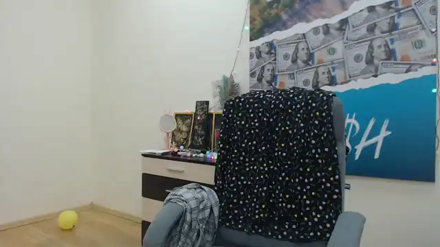 Ladybi – Xlovecam Record Video – 2025-01-13 23:58:06