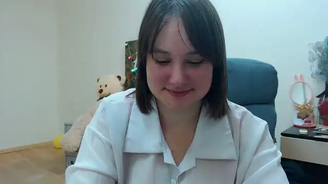 Ladybi – Xlovecam Record Video – 2026-05-12 17:46:18