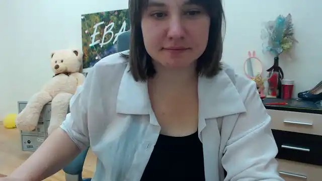 Ladybi – Xlovecam Record Video – 2025-10-27 22:38:33