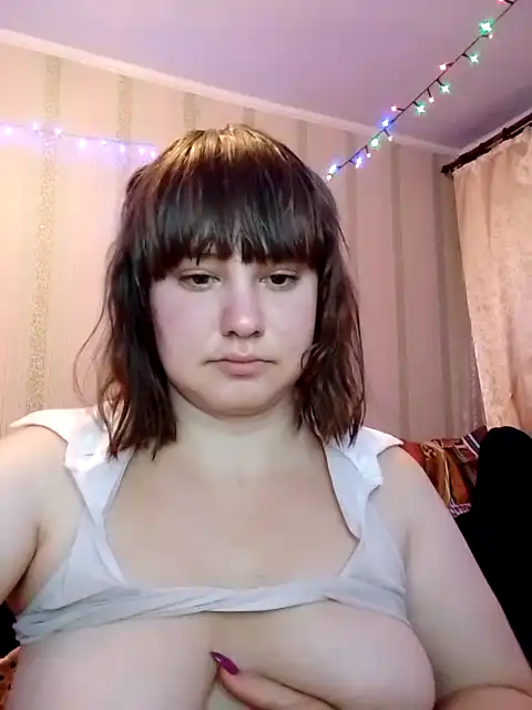 Ladybi – Xlovecam Record Video – 2025-08-29 11:21:18