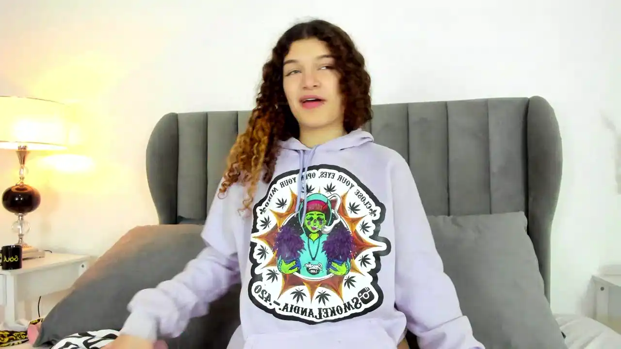 Wendybeckett – Xlovecam Record Video – 2025-04-04 19:25:26