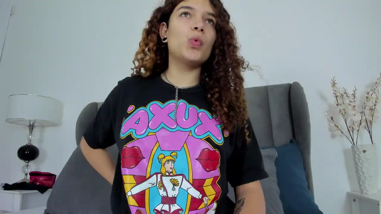 Wendybeckett – Xlovecam Record Video – 2025-04-13 11:33:06