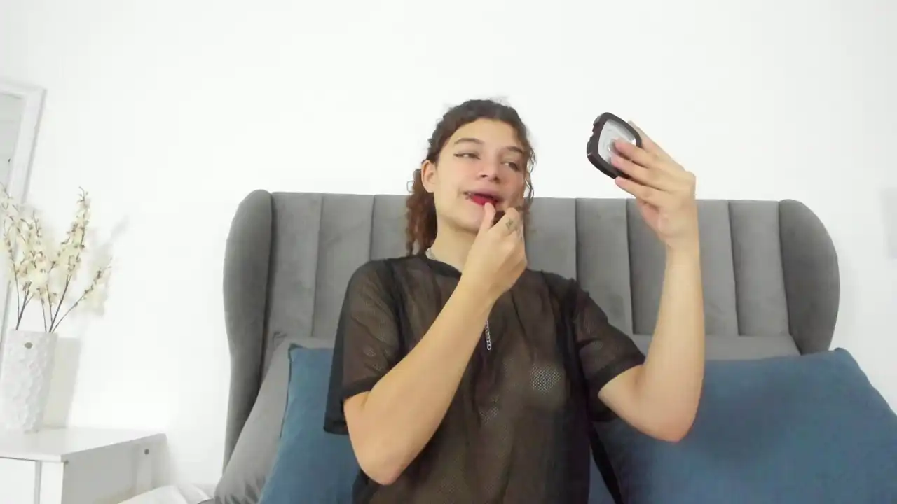 Wendybeckett – Xlovecam Record Video – 2025-05-09 21:39:52