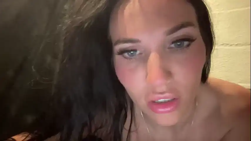 Oceanxalara22_xo – Chaturbate Record Video – 2025-03-11 16:05:09