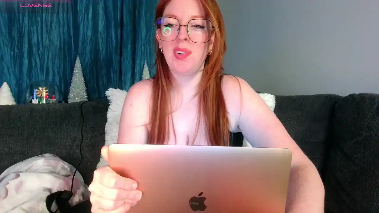 Hickeyxo – Stripchat Record Video – 2025-05-16 01:45:42
