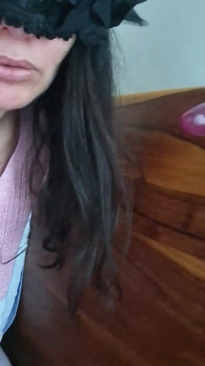Sisi188 – Cam4 Record Video – 2025-05-13 14:11:16