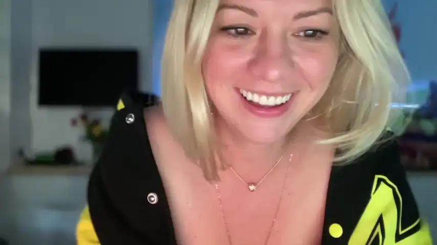 Kiradivine – Chaturbate Record Video – 2025-04-22 06:29:27