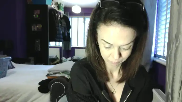 Sexy_milf_marieuk – Streamate Record Video – 2025-06-21 19:41:43