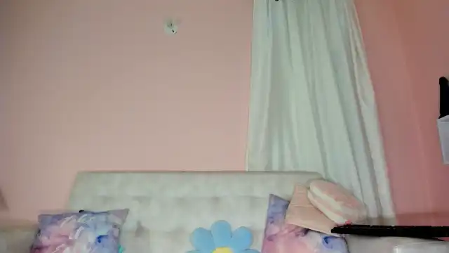 Tiny_cora – Myfreecams Record Video – 2026-06-19 11:53:23