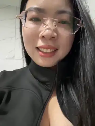 Linlin-n – Stripchat Record Video – 2025-12-17 21:44:50