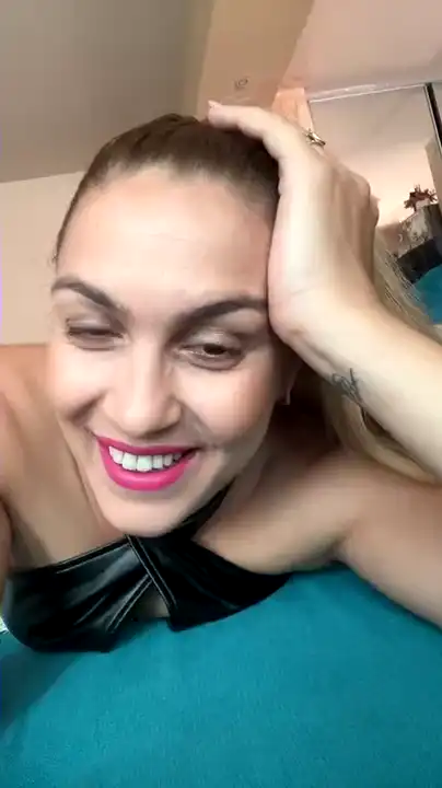 Lory2 – Amateur.tv Record Video – 2025-06-28 19:57:02