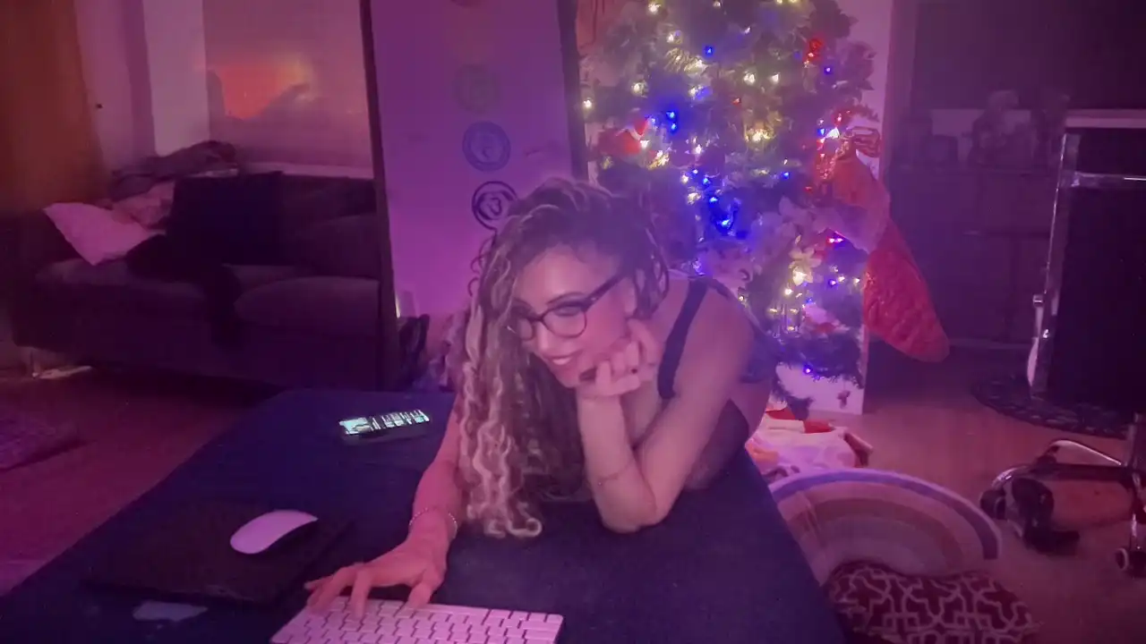 Misscaliraine – Stripchat Record Video – 2025-05-10 14:51:35
