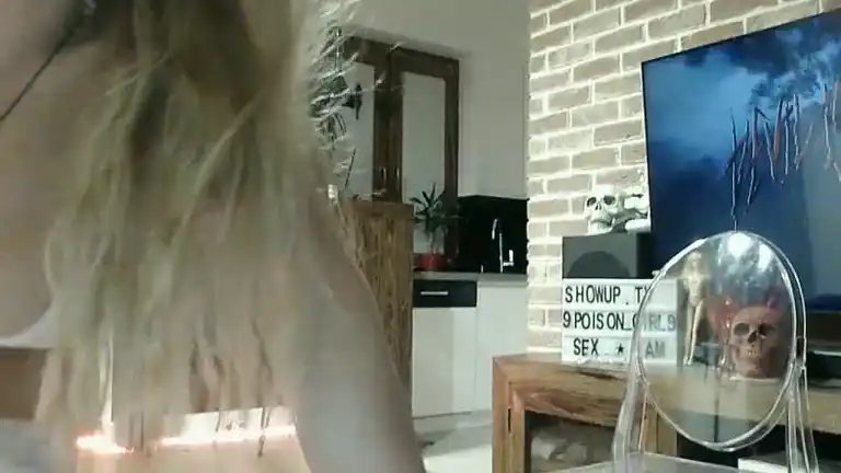 9poison_girl9 – Showup Record Video – 2026-05-18 06:18:38
