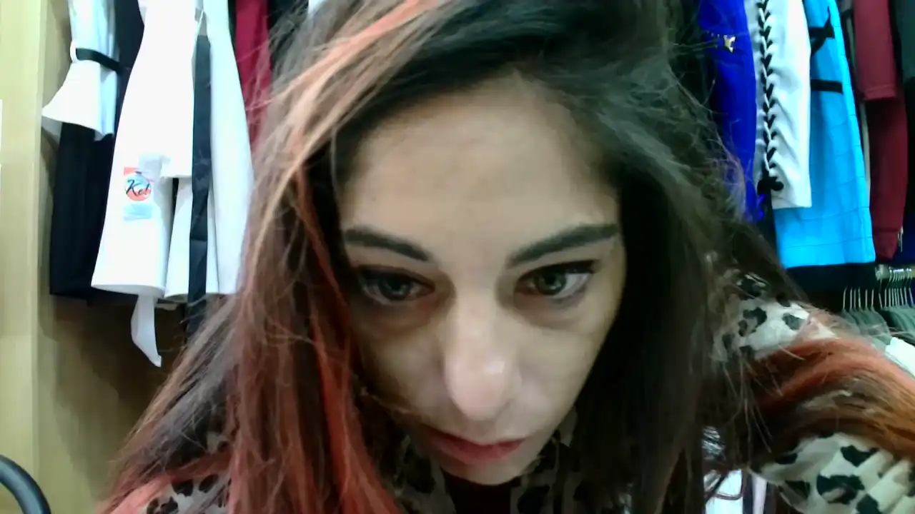 Bichota29 – Cam4 Record Video – 2025-06-07 21:04:12