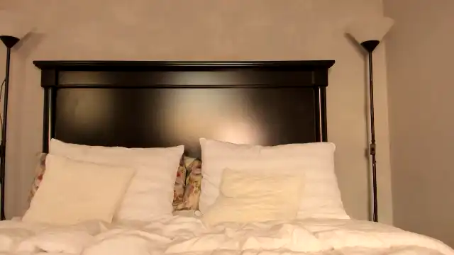 Carollyne_ – Myfreecams Record Video – 2025-04-03 22:06:45