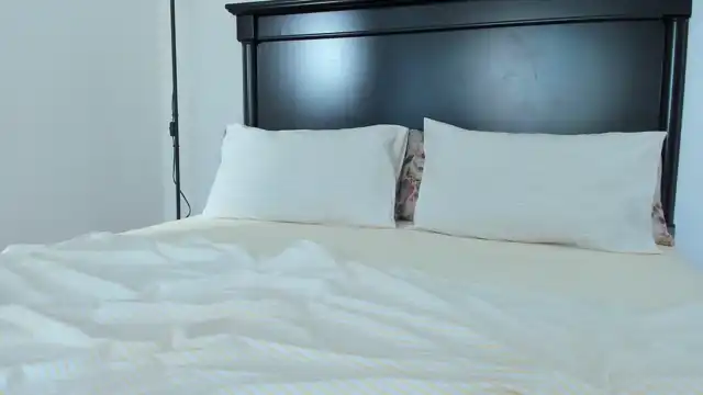 Carollyne_ – Myfreecams Record Video – 2025-02-21 20:15:08