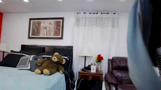 Cin – Xlovecam Record Video – 2025-03-07 07:10:16