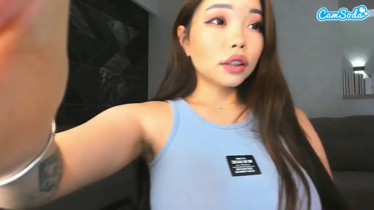 Moonlovee – Camsoda Record Video – 2025-07-07 01:23:12