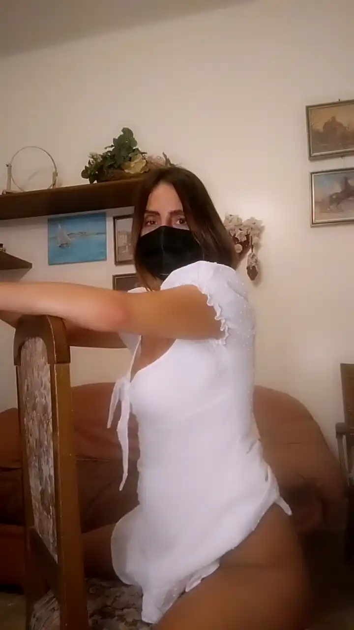 Akemy_room – Cam4 Record Video – 2025-03-02 02:39:48