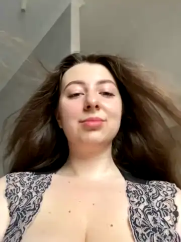 Curvyflawless – Stripchat Record Video – 2025-12-28 14:24:22
