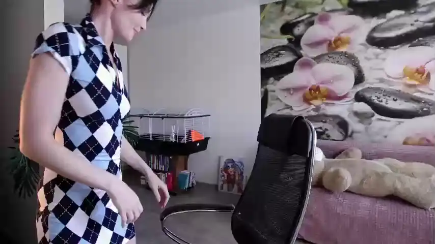 Jennycutey – Chaturbate Record Video – 2025-08-07 18:27:21