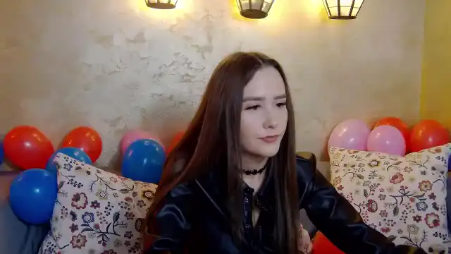 Radiance – Myfreecams Record Video – 2025-06-08 13:05:39