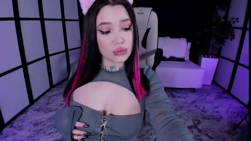 Milakey – Chaturbate Record Video – 2025-04-24 07:18:00