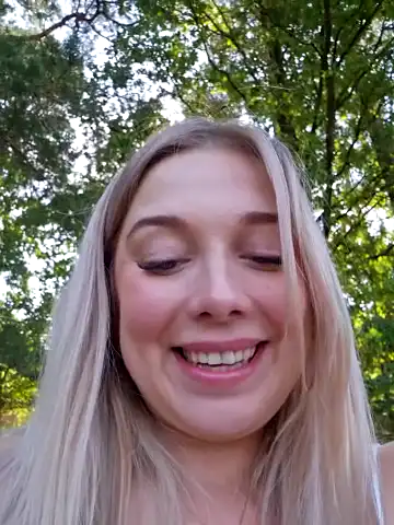 Cherryauroraa – Stripchat Record Video – 2025-04-01 08:25:35
