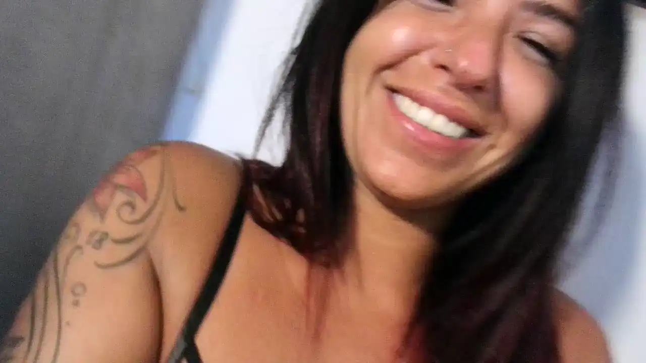 Allyson22andy – Cam4 Record Video – 2026-01-29 18:30:29