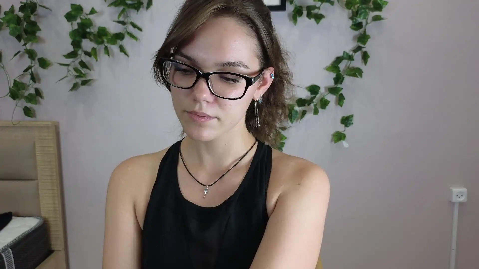 Edytclem – Cam4 Record Video – 2025-08-05 23:33:08