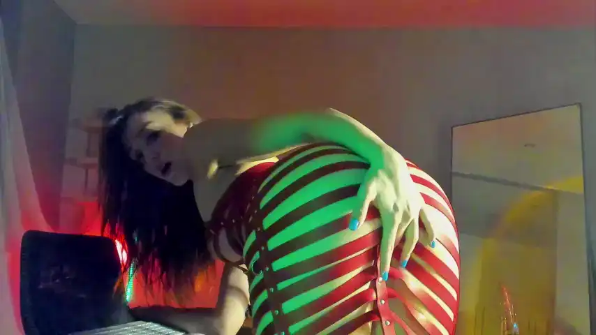 _meganmeow_ – Chaturbate Record Video – 2025-05-08 15:57:08