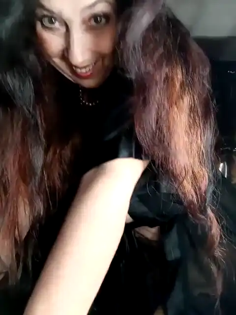 Gypsyesmeralda – Stripchat Record Video – 2026-01-06 17:15:26