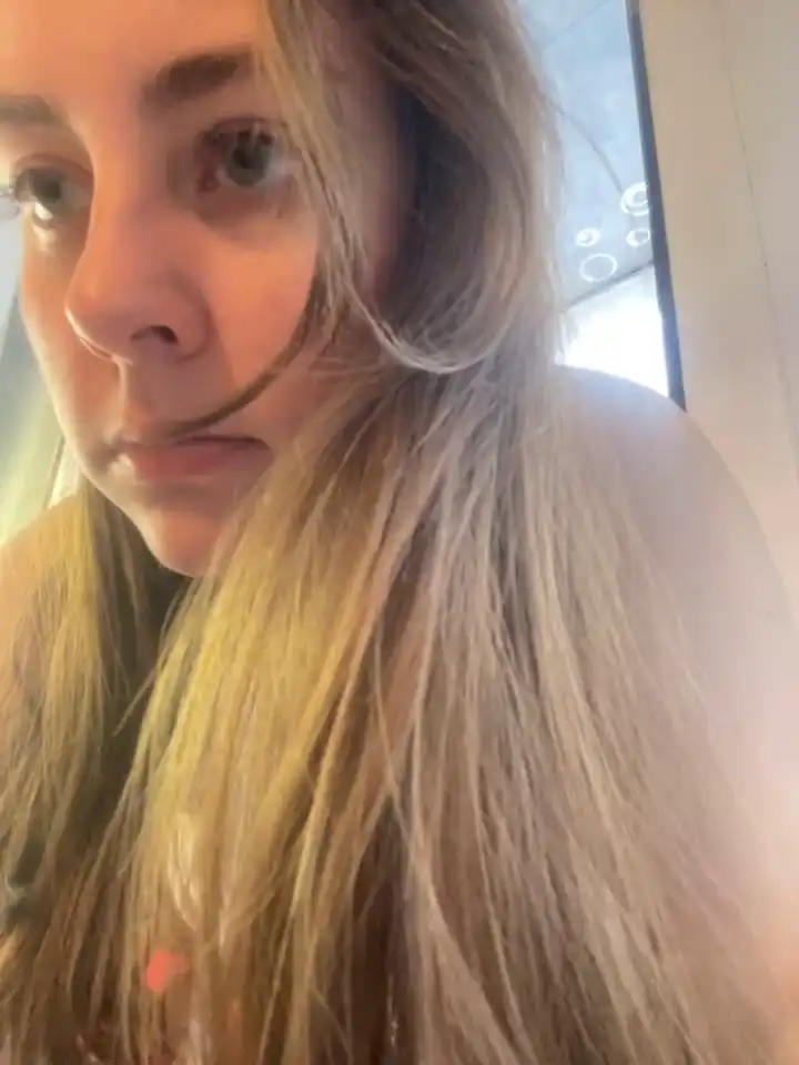 Topvi_ – Stripchat Record Video – 2025-07-22 00:24:18