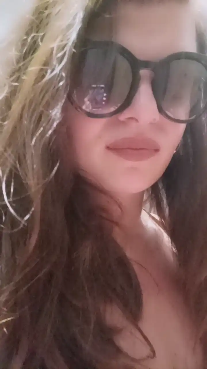 Bellaluna__show – Cam4 Record Video – 2025-02-12 13:10:37