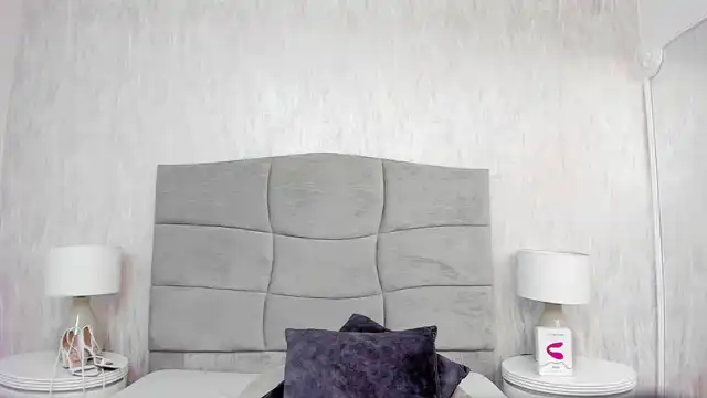 Kloethompson – Xlovecam Record Video – 2025-08-15 19:33:44