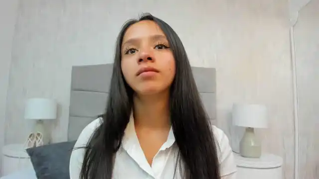 Kloethompson – Xlovecam Record Video – 2025-02-24 01:50:09